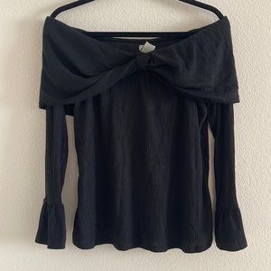 Off the shoulder long sleeve top